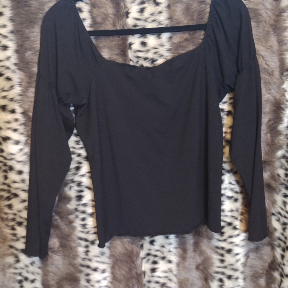 Zoey Beth XL Low Chest Long Sleeve top